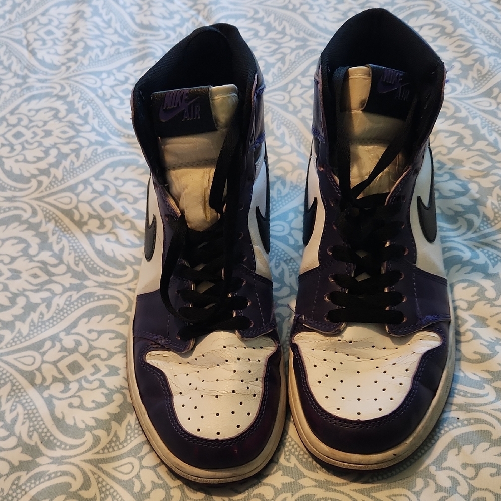 Nike High-Top Sneakers in Purple and White